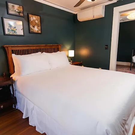 Bed and Breakfast The Dewey Lenox Exterior foto