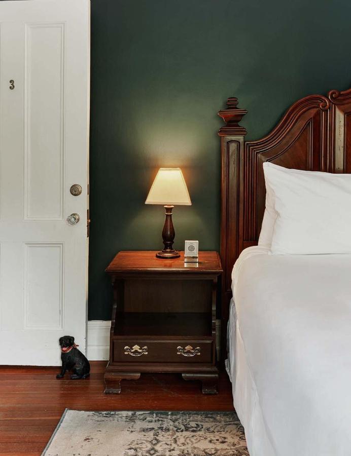 The Dewey 4*