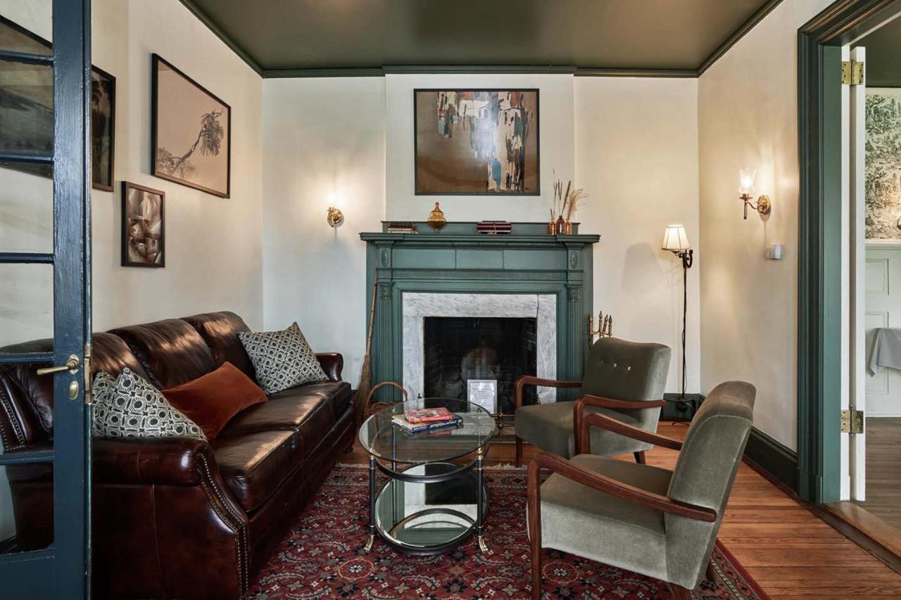 The Dewey 4* Lenox