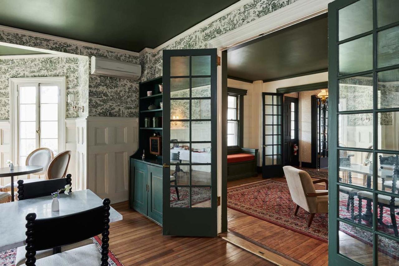 The Dewey Lenox
